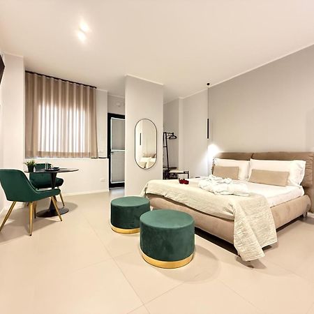 Luxury Apartment - Suite Cavour Бари Экстерьер фото